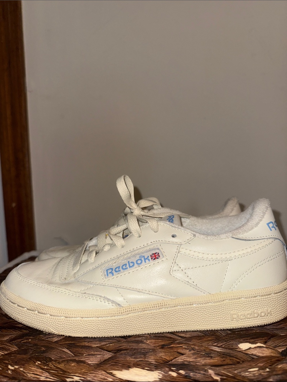 Reebok women’s  Off-White Leather Classic Sneaker